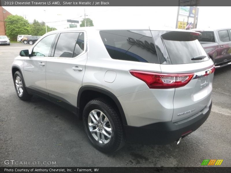Silver Ice Metallic / Jet Black 2019 Chevrolet Traverse LS AWD