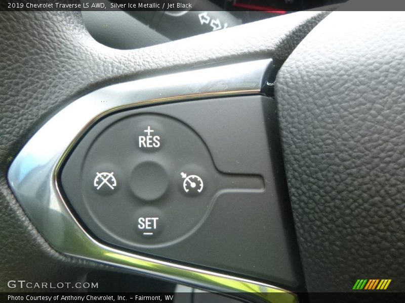 Silver Ice Metallic / Jet Black 2019 Chevrolet Traverse LS AWD