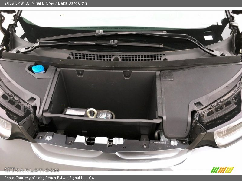 Mineral Grey / Deka Dark Cloth 2019 BMW i3
