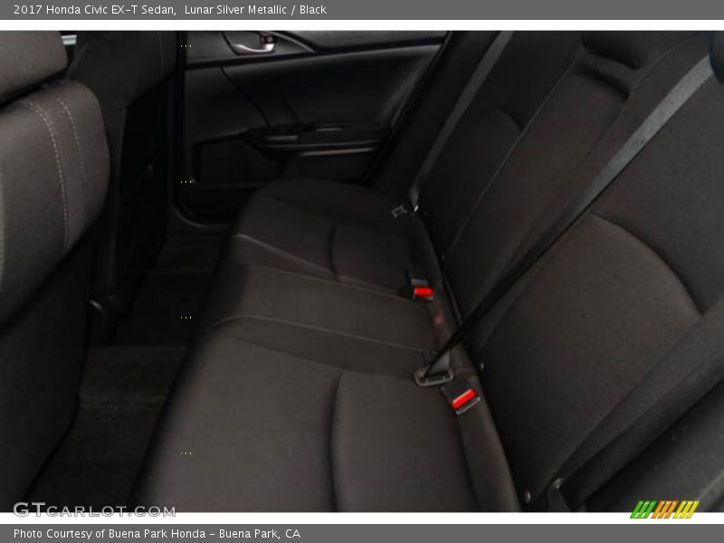 Lunar Silver Metallic / Black 2017 Honda Civic EX-T Sedan