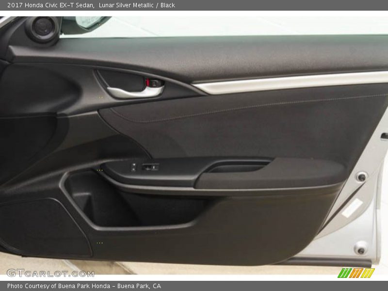 Lunar Silver Metallic / Black 2017 Honda Civic EX-T Sedan