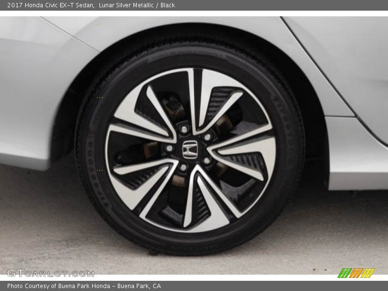 Lunar Silver Metallic / Black 2017 Honda Civic EX-T Sedan