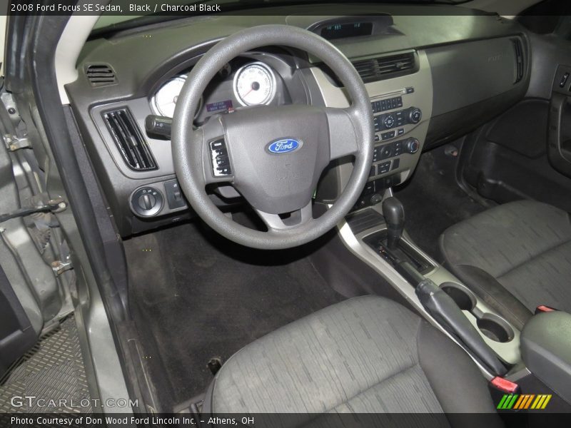 Black / Charcoal Black 2008 Ford Focus SE Sedan