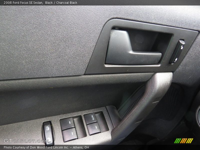 Black / Charcoal Black 2008 Ford Focus SE Sedan