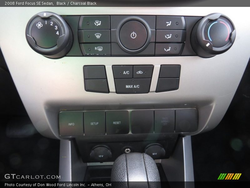 Black / Charcoal Black 2008 Ford Focus SE Sedan