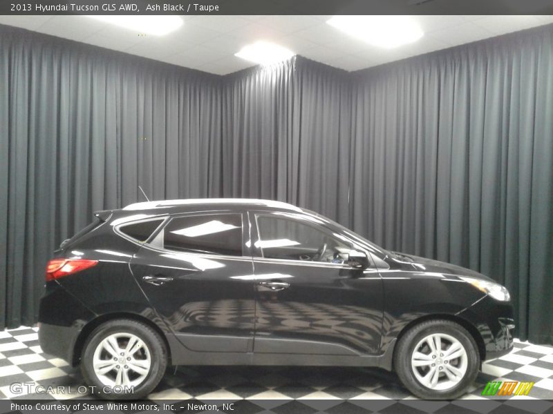 Ash Black / Taupe 2013 Hyundai Tucson GLS AWD