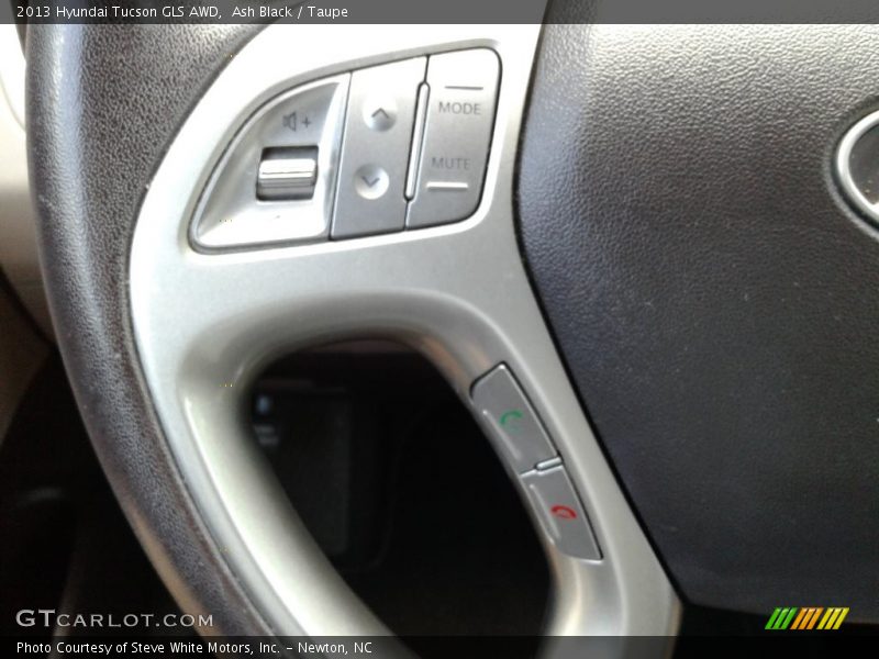 Ash Black / Taupe 2013 Hyundai Tucson GLS AWD