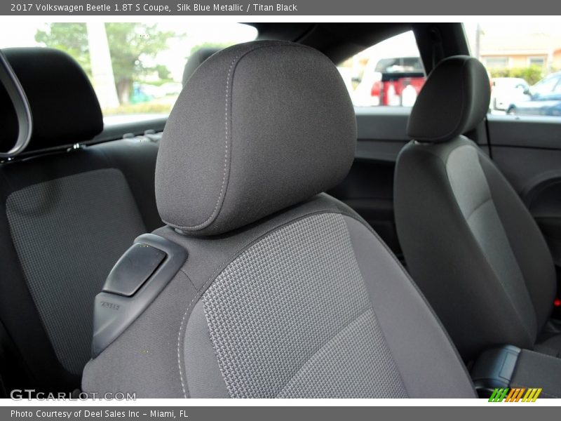 Silk Blue Metallic / Titan Black 2017 Volkswagen Beetle 1.8T S Coupe