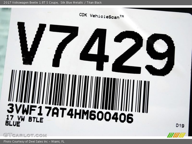 Silk Blue Metallic / Titan Black 2017 Volkswagen Beetle 1.8T S Coupe