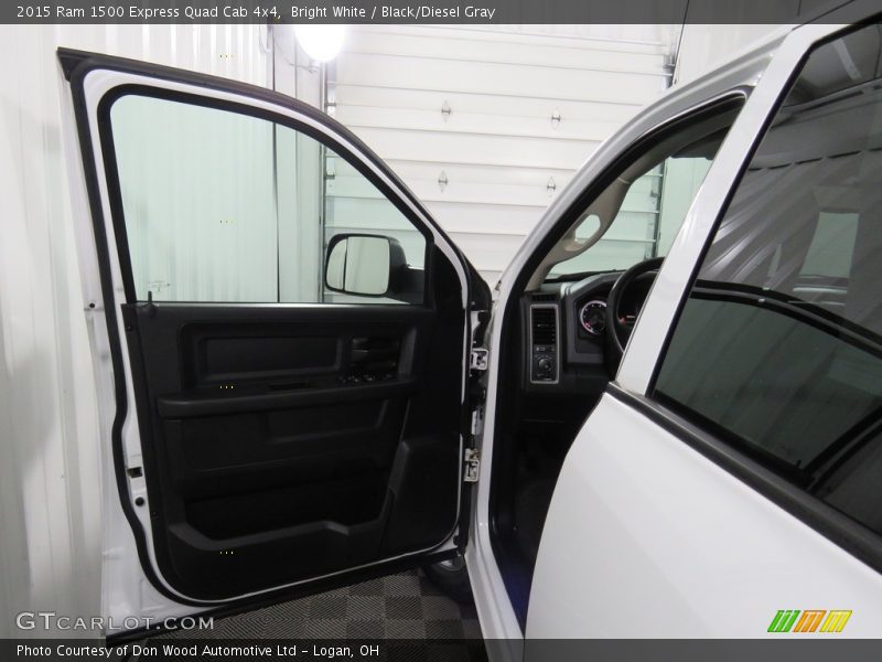 Bright White / Black/Diesel Gray 2015 Ram 1500 Express Quad Cab 4x4