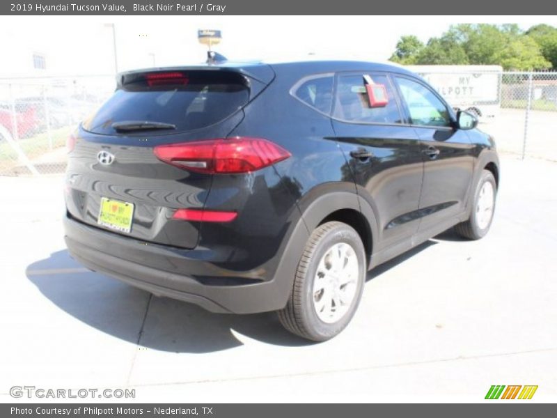 Black Noir Pearl / Gray 2019 Hyundai Tucson Value