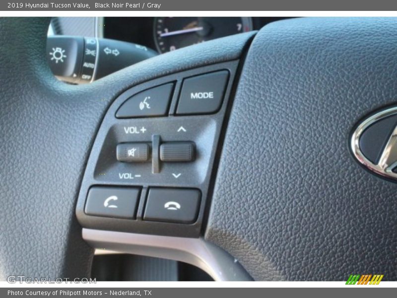 Black Noir Pearl / Gray 2019 Hyundai Tucson Value
