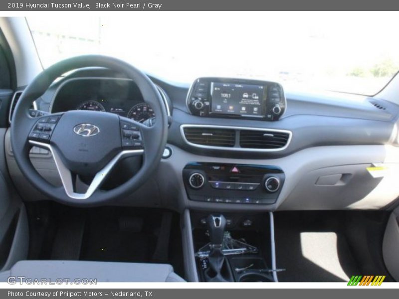 Black Noir Pearl / Gray 2019 Hyundai Tucson Value