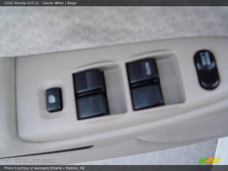 Glacier White / Beige 2002 Mazda 626 LX