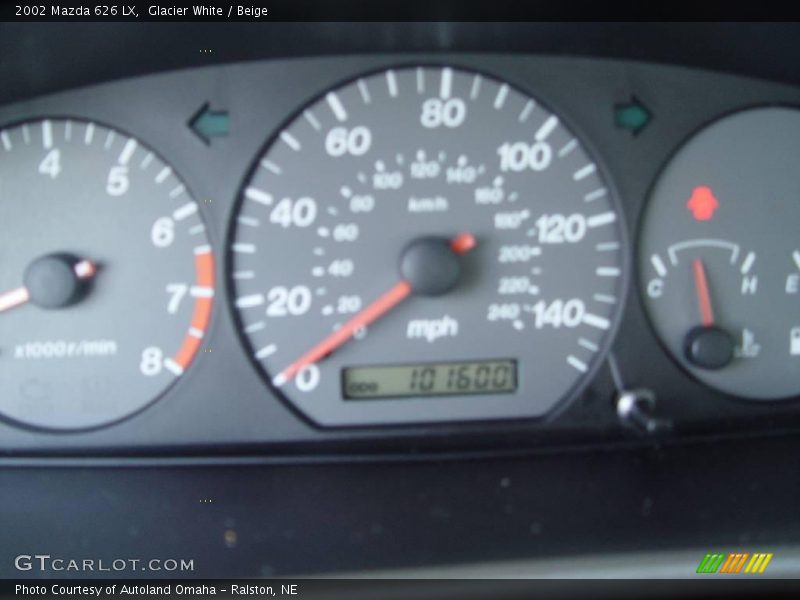 Glacier White / Beige 2002 Mazda 626 LX