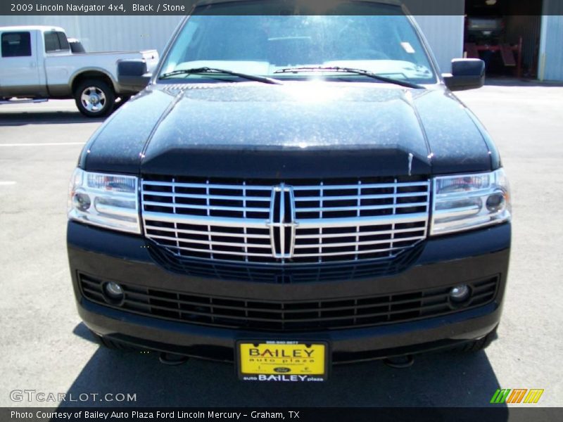 Black / Stone 2009 Lincoln Navigator 4x4