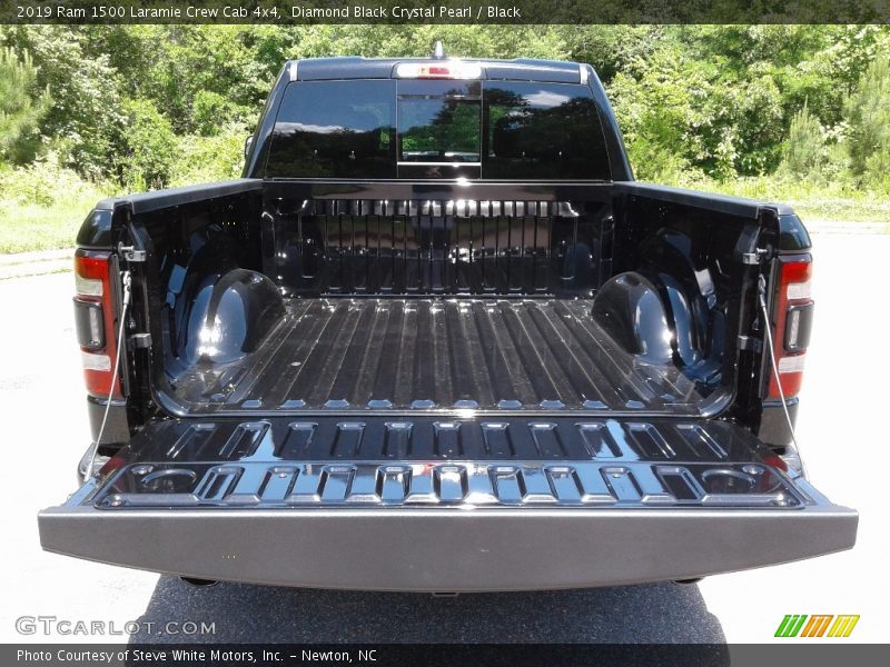 Diamond Black Crystal Pearl / Black 2019 Ram 1500 Laramie Crew Cab 4x4