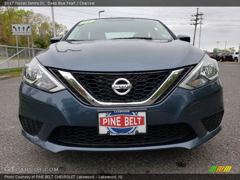 Deep Blue Pearl / Charcoal 2017 Nissan Sentra SV