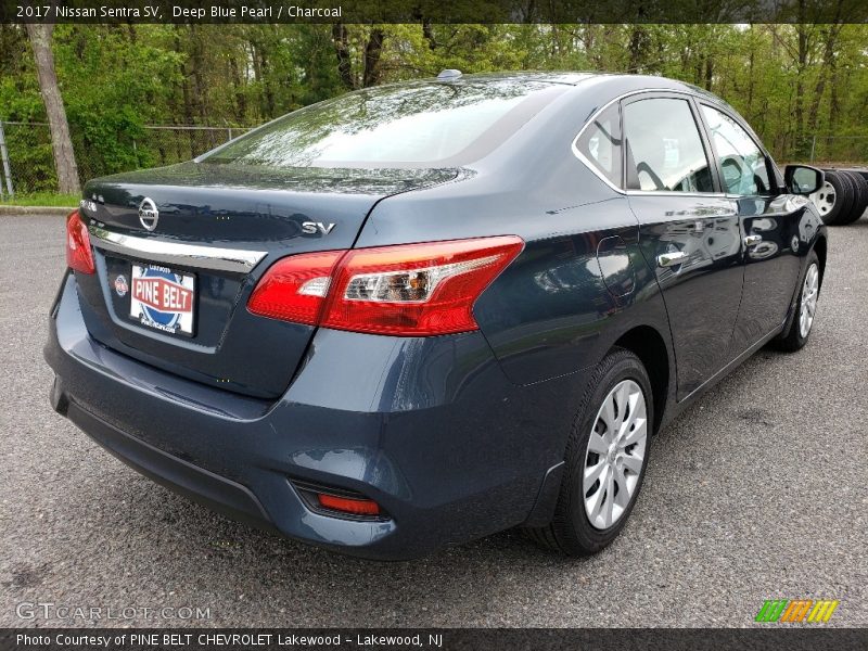 Deep Blue Pearl / Charcoal 2017 Nissan Sentra SV