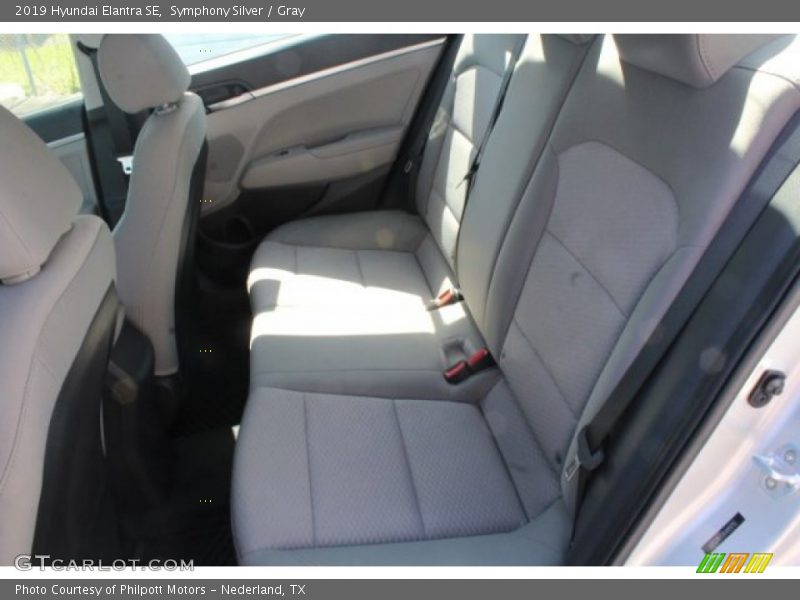 Symphony Silver / Gray 2019 Hyundai Elantra SE
