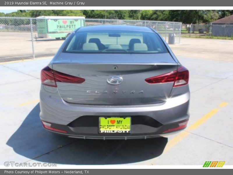 Machine Gray / Gray 2019 Hyundai Elantra SE