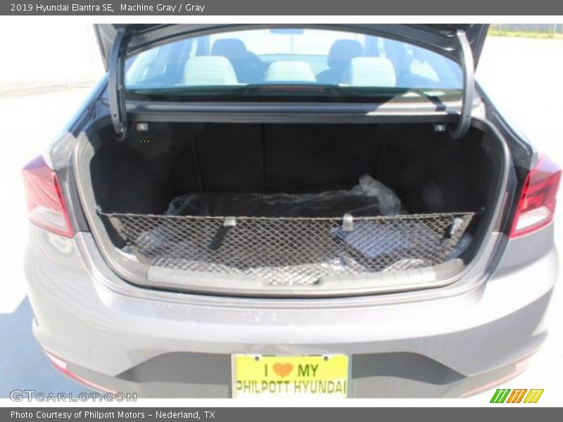 Machine Gray / Gray 2019 Hyundai Elantra SE