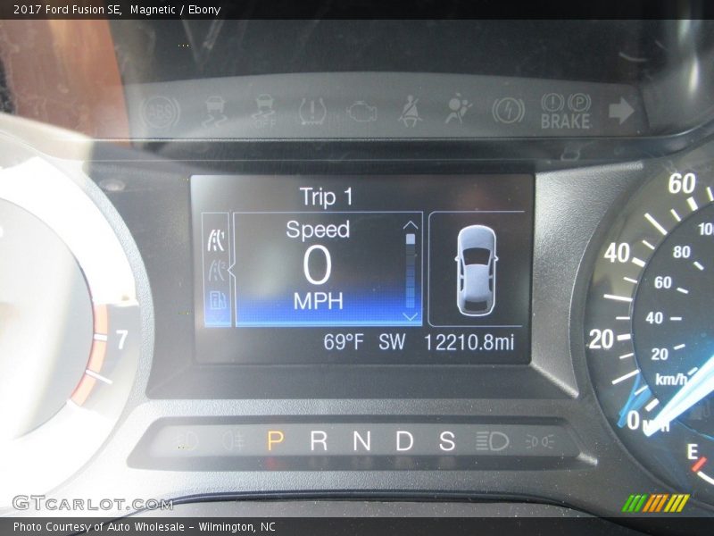 Magnetic / Ebony 2017 Ford Fusion SE
