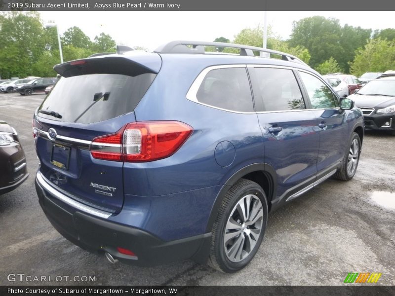 Abyss Blue Pearl / Warm Ivory 2019 Subaru Ascent Limited