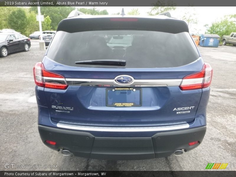Abyss Blue Pearl / Warm Ivory 2019 Subaru Ascent Limited