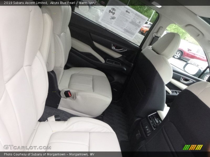 Abyss Blue Pearl / Warm Ivory 2019 Subaru Ascent Limited