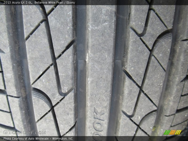 Bellanova White Pearl / Ebony 2013 Acura ILX 2.0L
