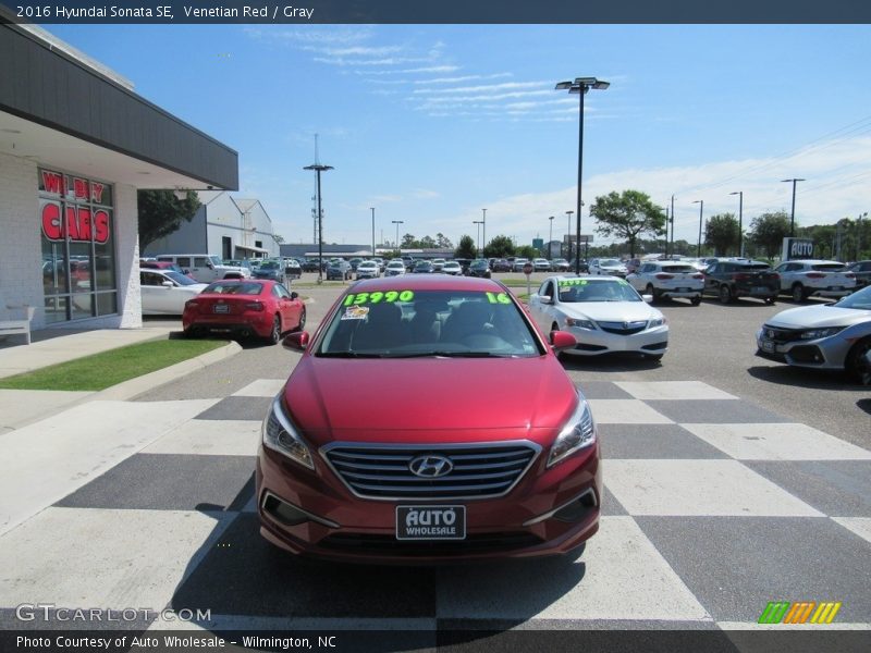 Venetian Red / Gray 2016 Hyundai Sonata SE