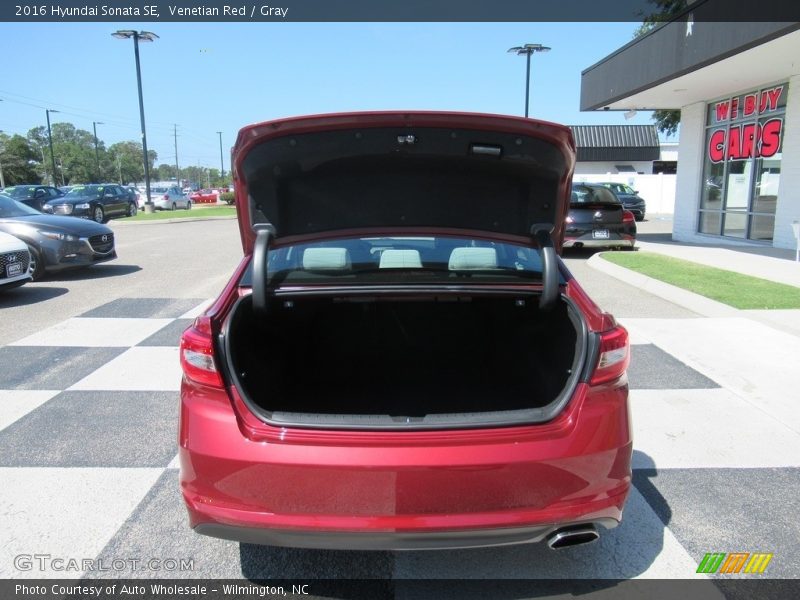 Venetian Red / Gray 2016 Hyundai Sonata SE