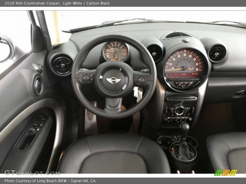 Light White / Carbon Black 2016 Mini Countryman Cooper