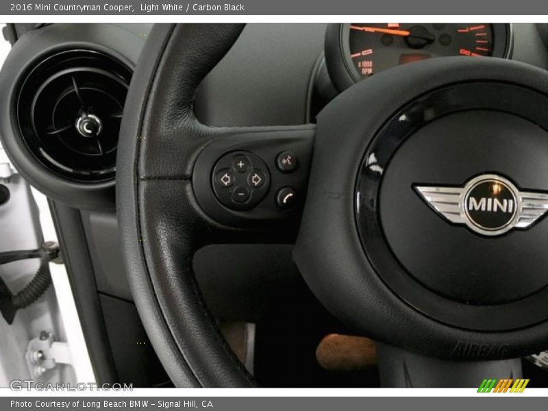 Light White / Carbon Black 2016 Mini Countryman Cooper
