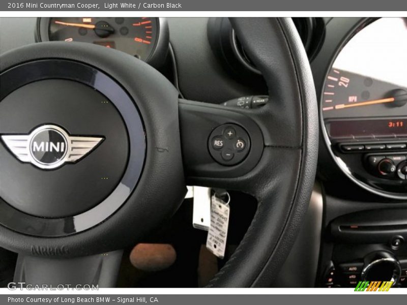 Light White / Carbon Black 2016 Mini Countryman Cooper