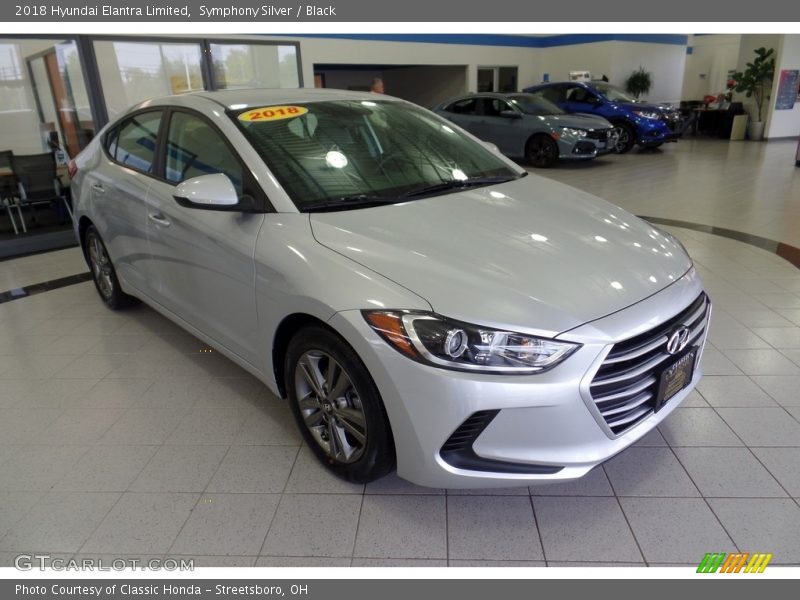 Symphony Silver / Black 2018 Hyundai Elantra Limited