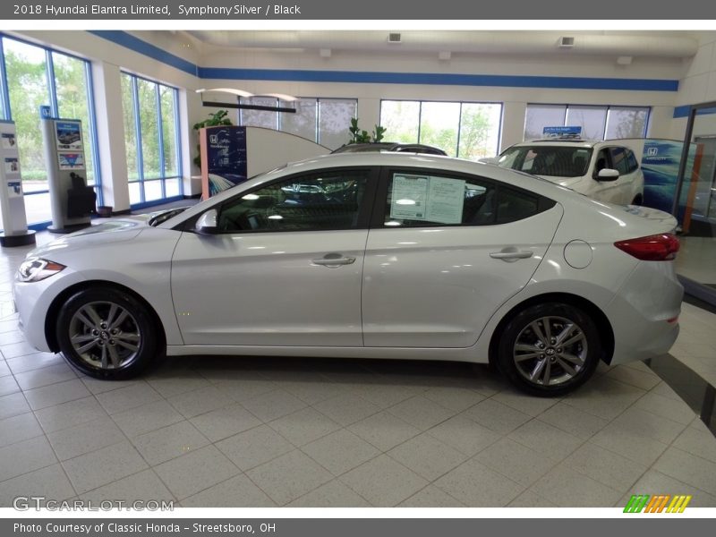 Symphony Silver / Black 2018 Hyundai Elantra Limited