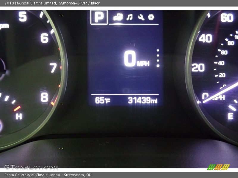 Symphony Silver / Black 2018 Hyundai Elantra Limited