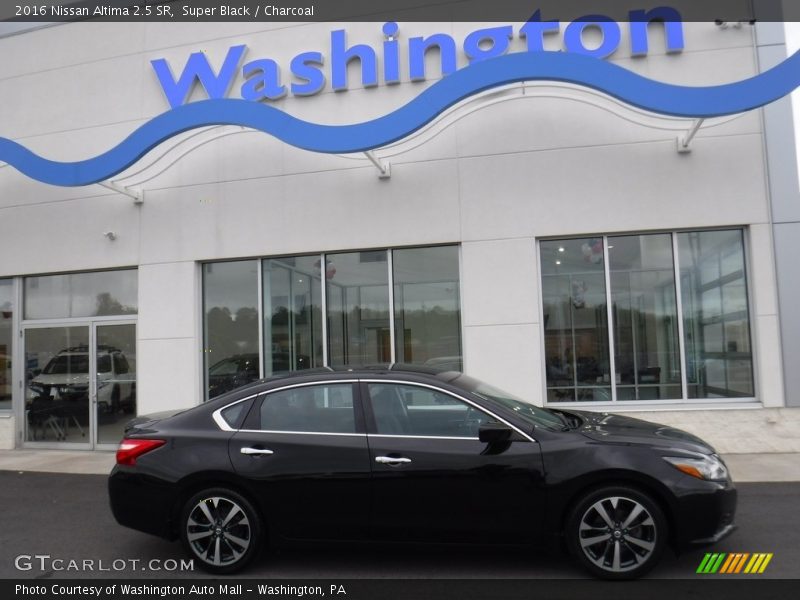 Super Black / Charcoal 2016 Nissan Altima 2.5 SR