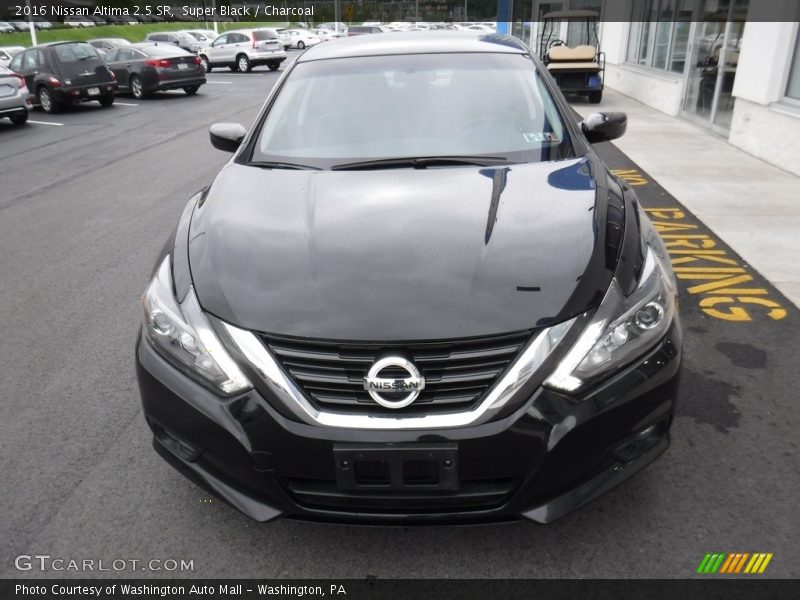 Super Black / Charcoal 2016 Nissan Altima 2.5 SR