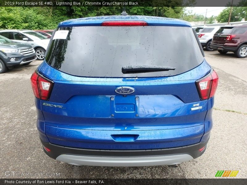 Lightning Blue / Chromite Gray/Charcoal Black 2019 Ford Escape SE 4WD