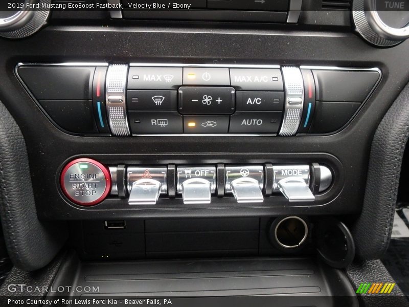 Controls of 2019 Mustang EcoBoost Fastback