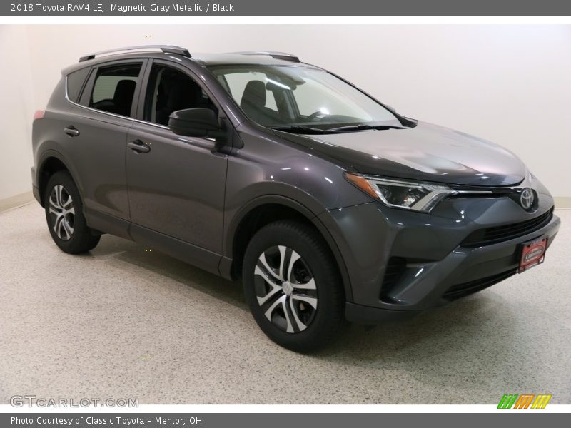 Magnetic Gray Metallic / Black 2018 Toyota RAV4 LE