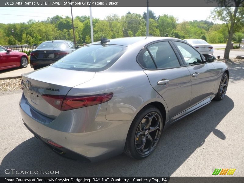 Stromboli Gray Metallic / Black 2019 Alfa Romeo Giulia Ti AWD