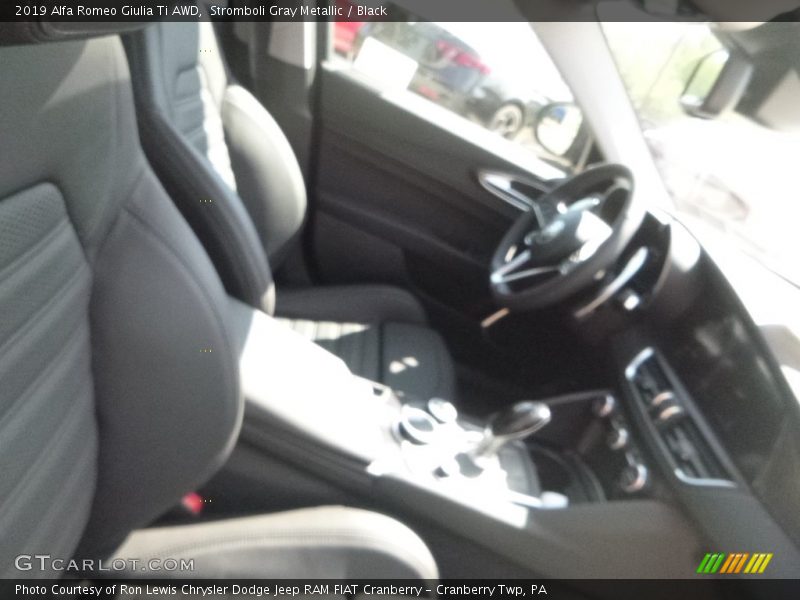 Stromboli Gray Metallic / Black 2019 Alfa Romeo Giulia Ti AWD