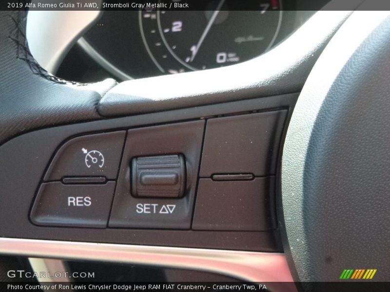 Stromboli Gray Metallic / Black 2019 Alfa Romeo Giulia Ti AWD
