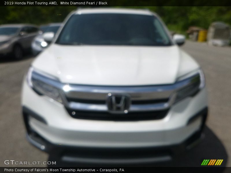 White Diamond Pearl / Black 2019 Honda Pilot Touring AWD