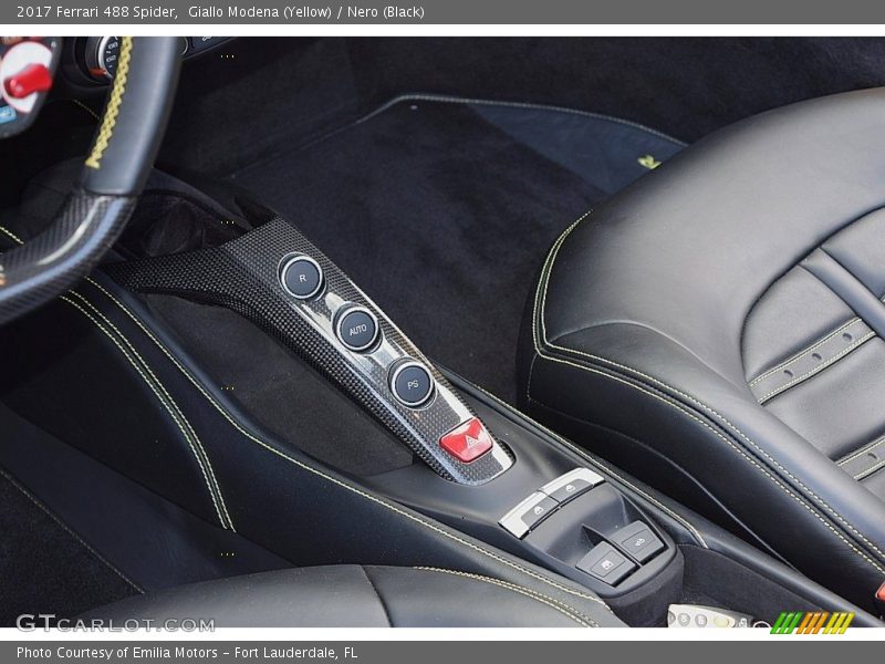  2017 488 Spider  7 Speed F1 Dual-Clutch Automatic Shifter