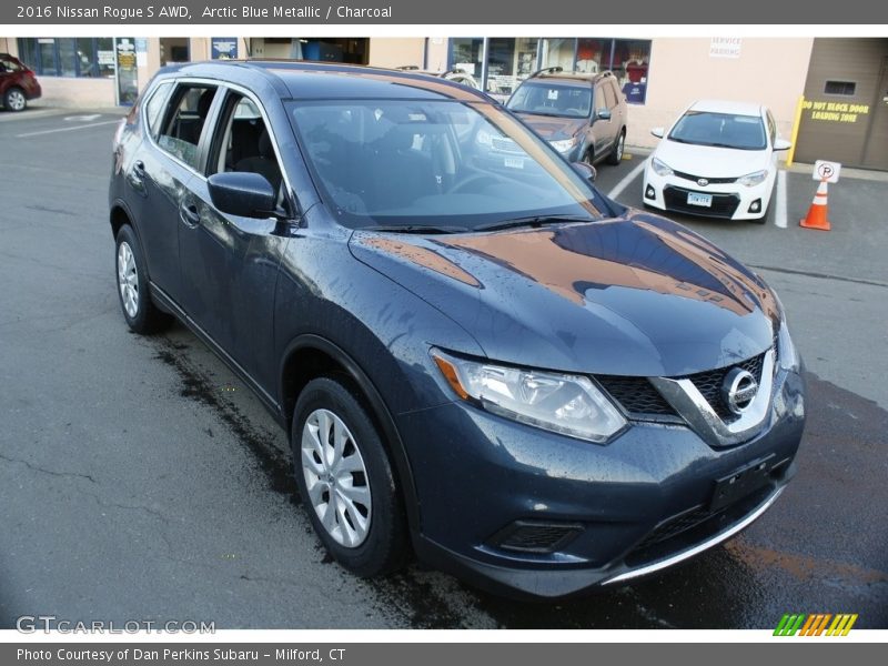Arctic Blue Metallic / Charcoal 2016 Nissan Rogue S AWD